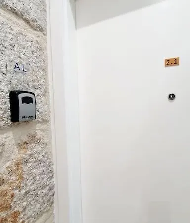 Apartment Famous Dreaming *